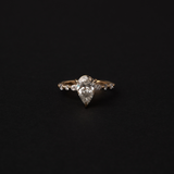 Aria Solitaire Pear